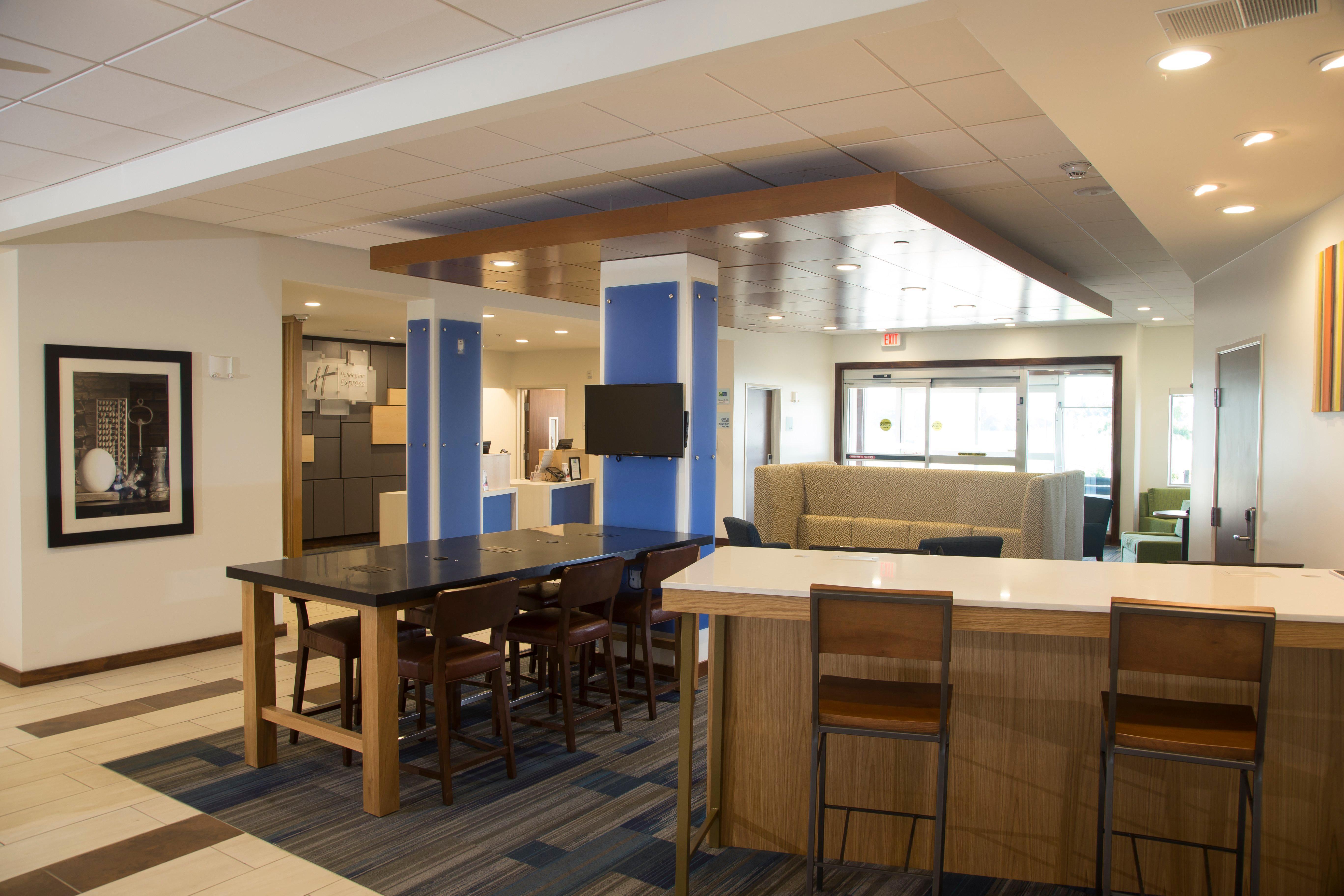 Holiday Inn Express & Suites Monroe By Ihg Dış mekan fotoğraf